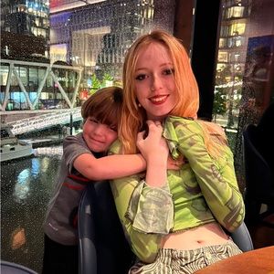 Meet your Posher, Cayla